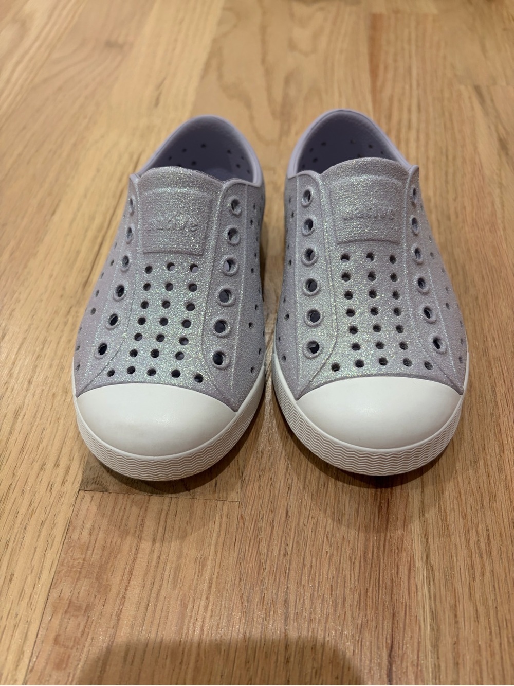Native Kids Slip-On Water Shoes in Purple glitter 7T